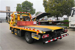 哈尔滨道路救援拖车报价